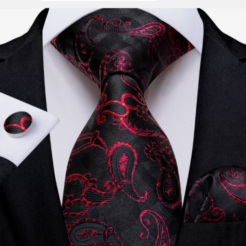 Men's Italian Silk Tie INCLUDES Pocket Square and Cuff Links..